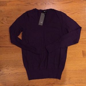 NWT V NEXK MASSIMO SWEATER